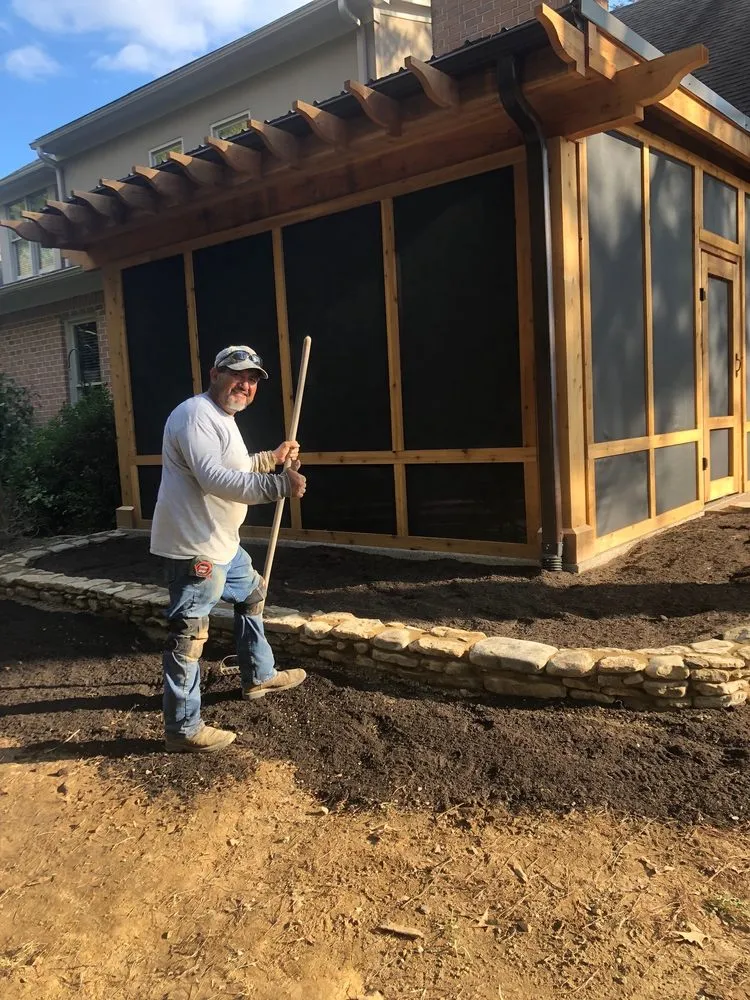 Top-rated yard maintenance for beautiful yards across Byhalia, MS - The Gardener's Shadow