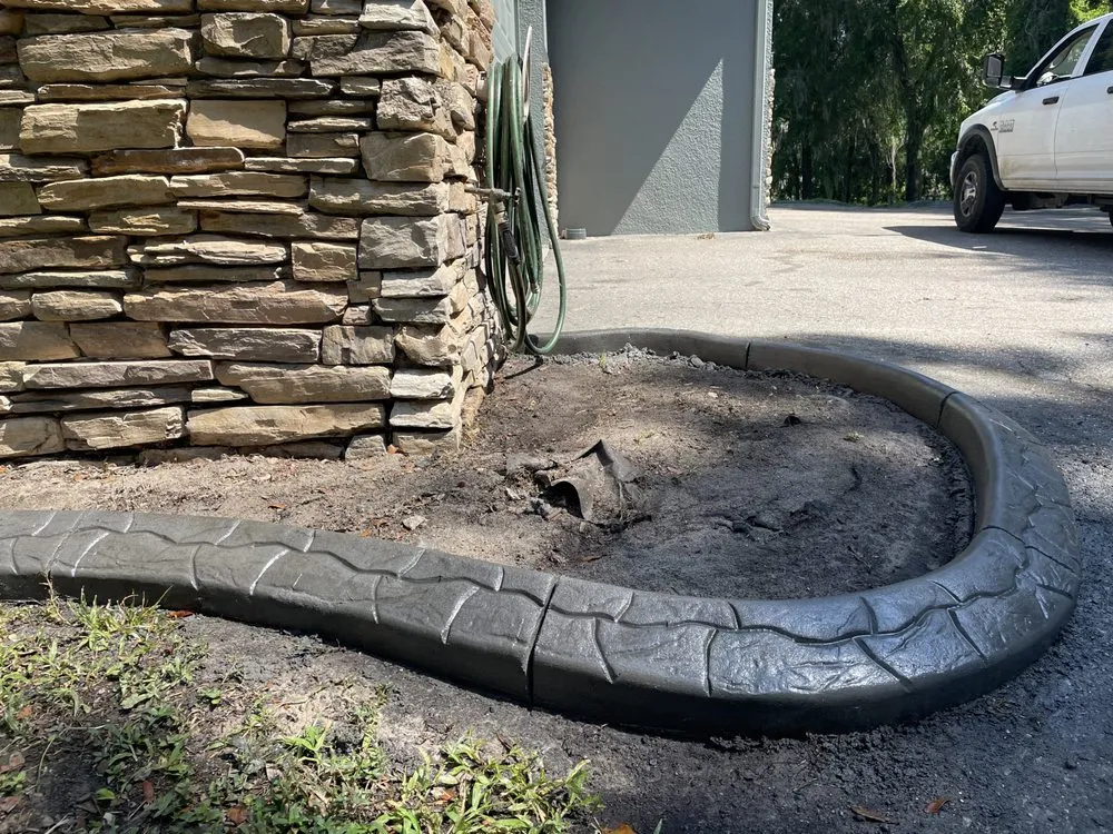 Expert garden landscaping experts serving Dade City, FL - The Gardens Edge