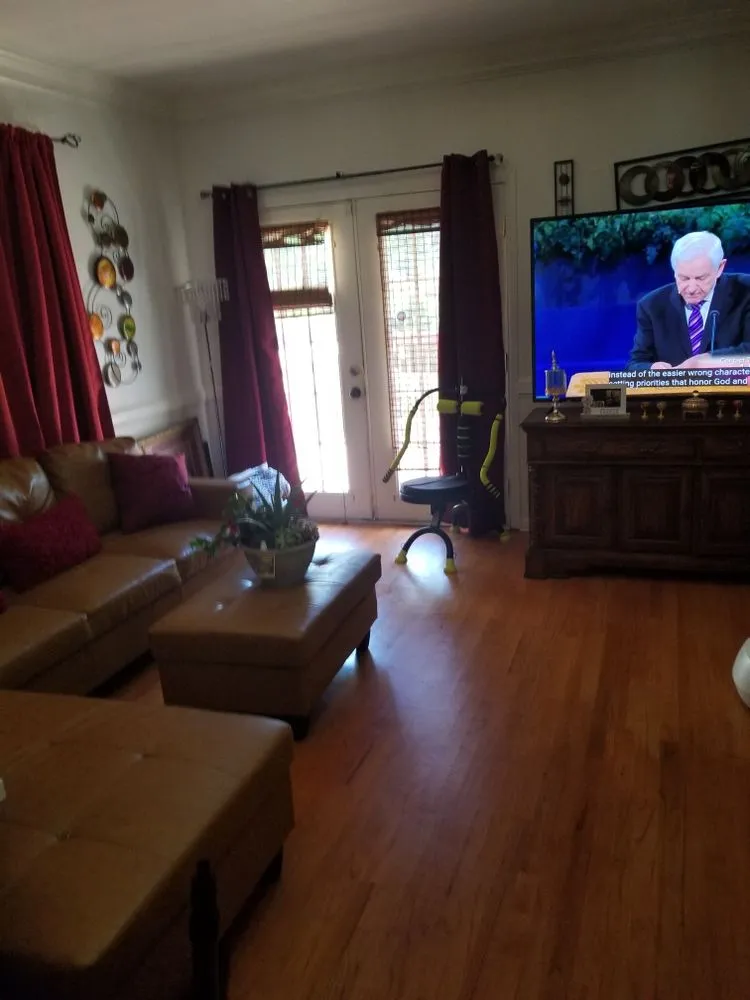 Custom yard cleanup service in Grandview, MO by The Getter Done