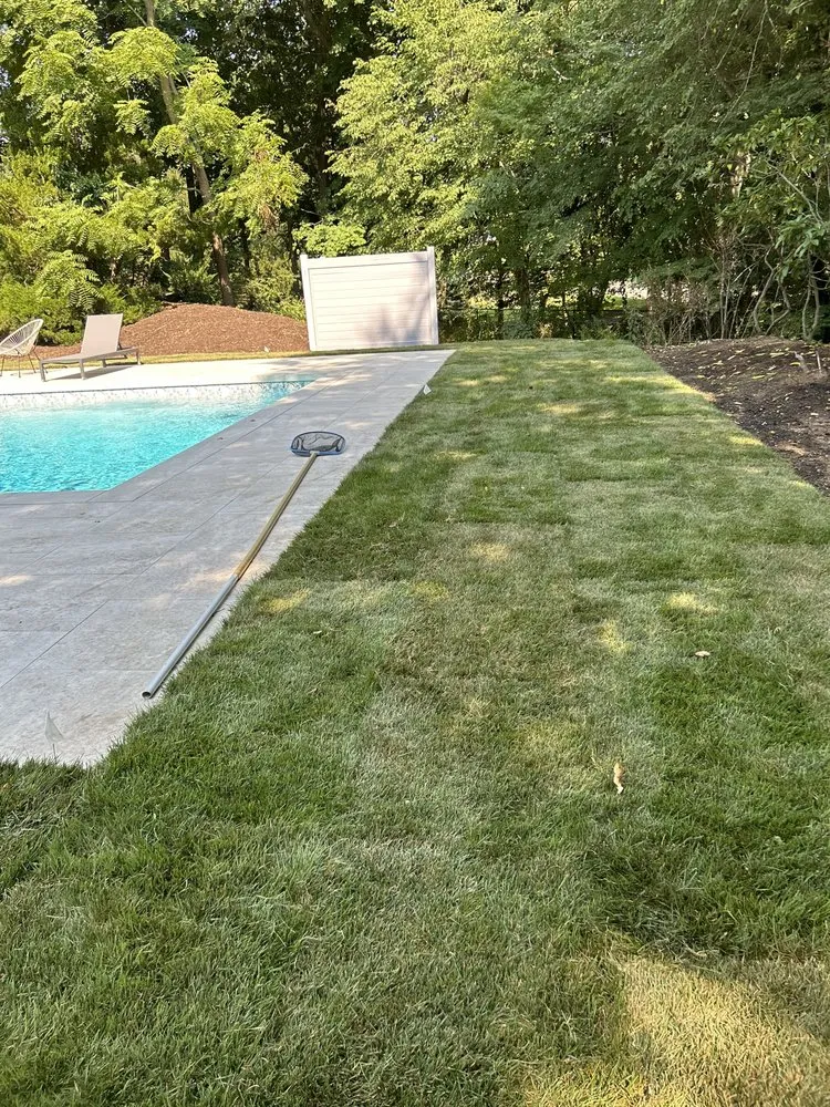 Expert landscape design with custom design in Jamesport, NY by The Golden Tulip