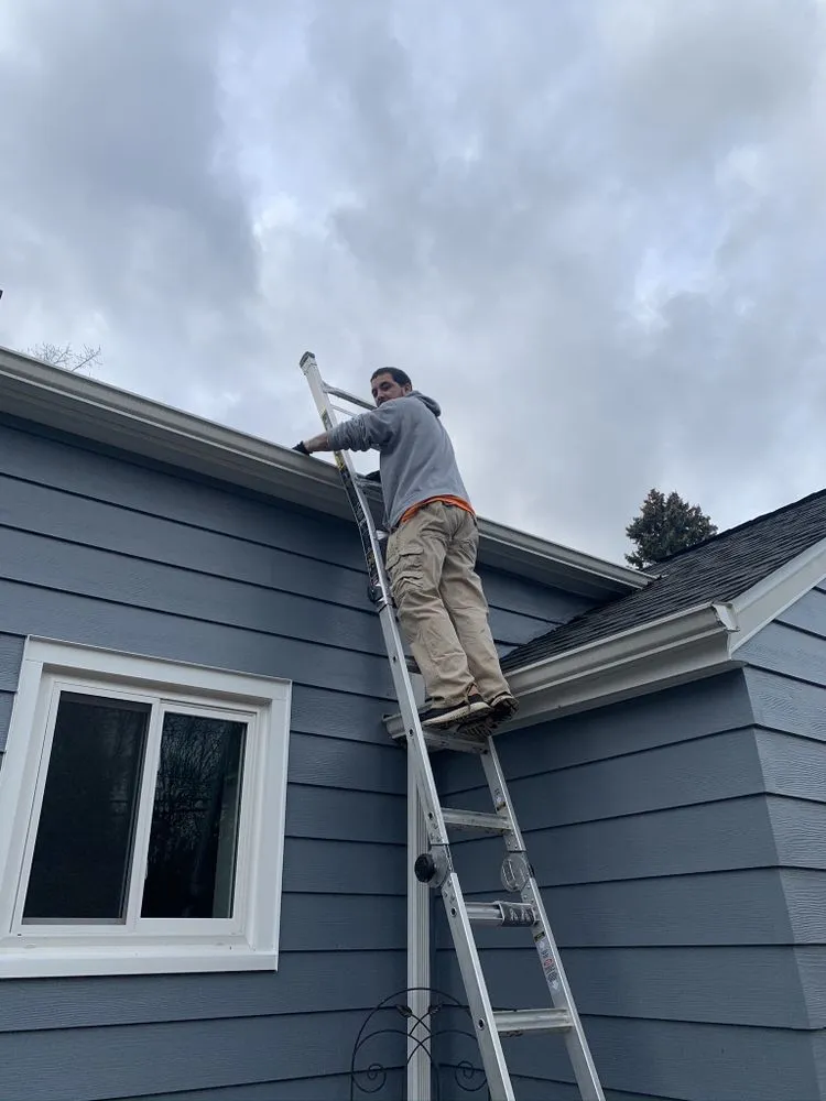 Affordable outdoor landscaping experts serving Knoxville, TN - The Grass Barber Lawn Service