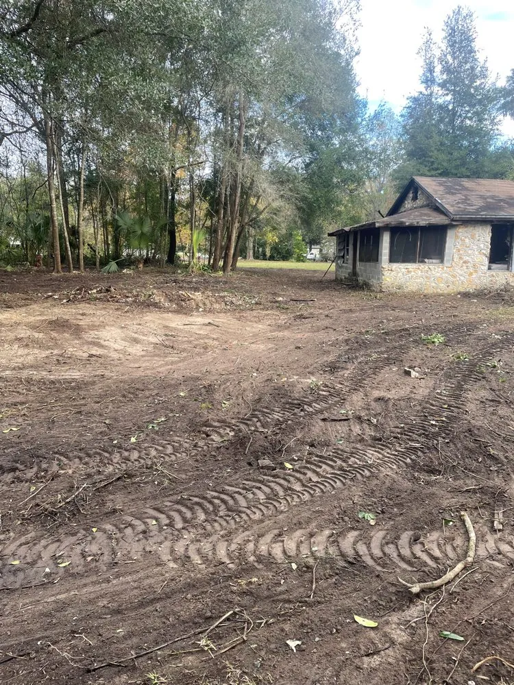 Reliable yard cleanup service in Micanopy, FL - The Grass Chomper