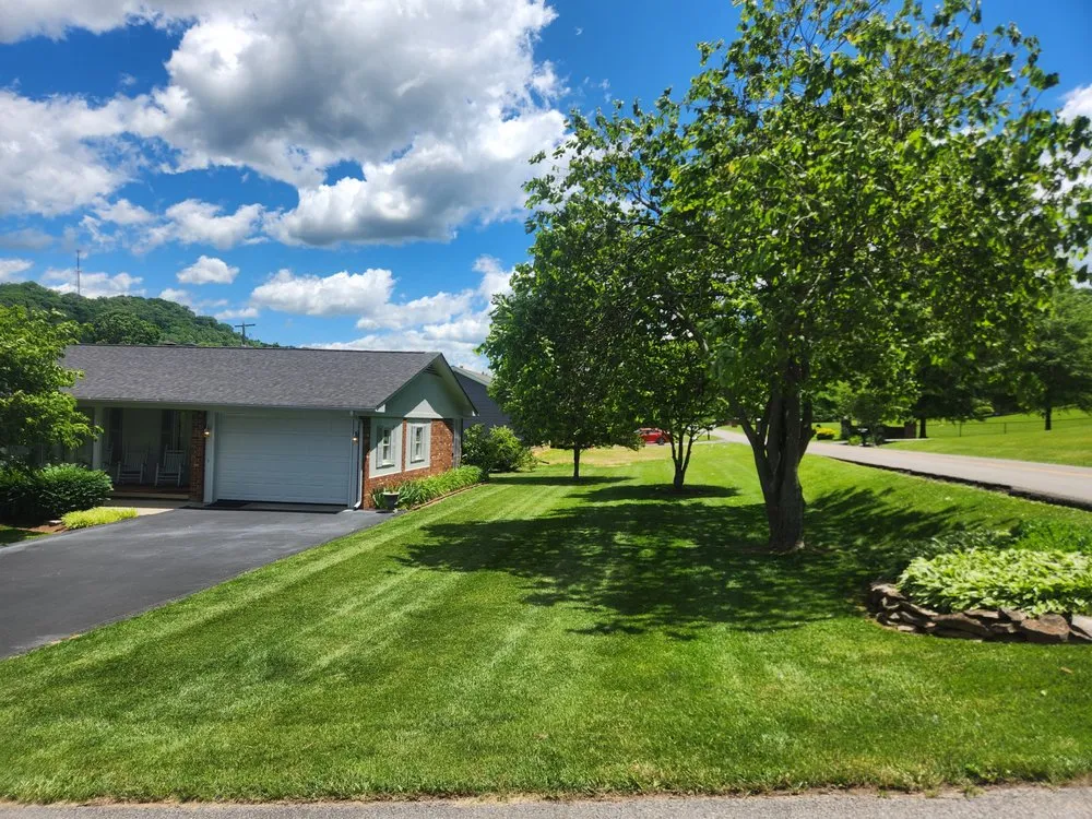 Professional outdoor landscaping experts serving Kingsport, TN - The Grass Cop