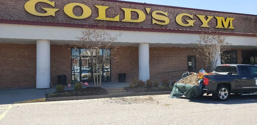 Custom yard maintenance for beautiful yards in Richmond, VA by The Grass Man