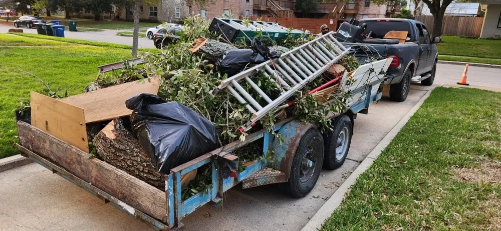 Affordable lawn mowing service with custom design in Kingsville, TX by THE GRASSDOCTOR 361