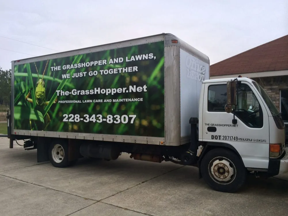 Local yard maintenance in Gulfport, MS - The Grasshopper