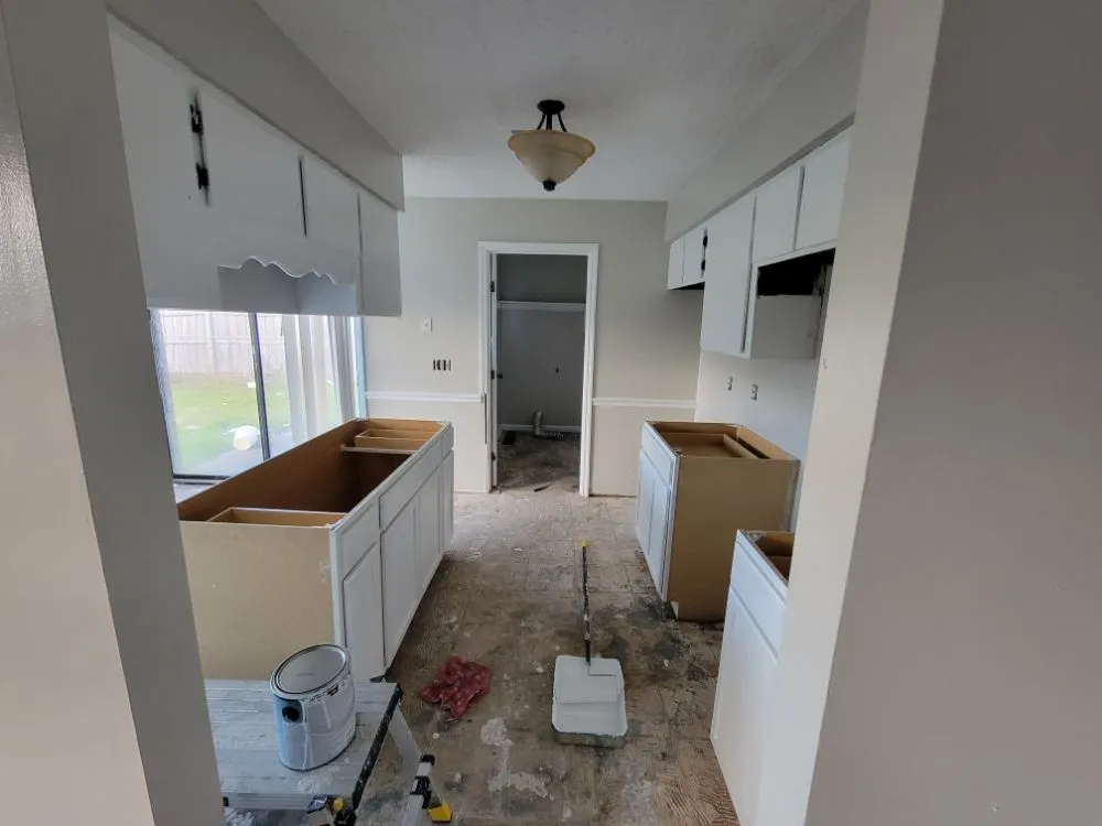 Reliable lawn mowing service experts serving Pooler, GA - The Grassman Landscaping And Residential Maintenance