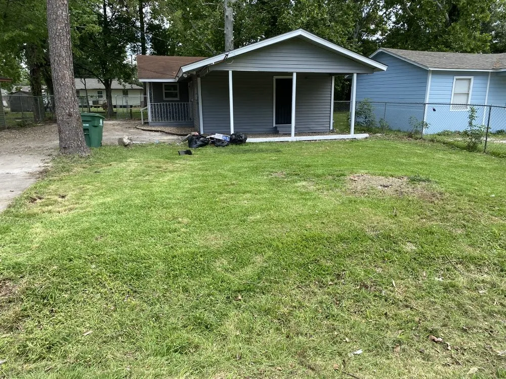Reliable residential landscaping in Houston, TX by The Great Grassby Lawn Service