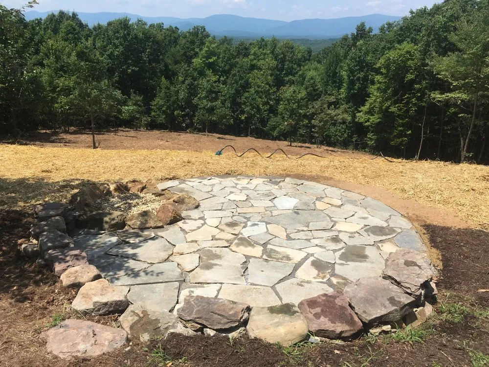 Top-rated garden landscaping experts serving Charlottesville, VA - The Great Outdoors