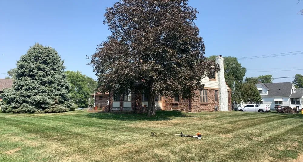 Local garden landscaping in Omaha, NE by The Green Barber Lawn Service