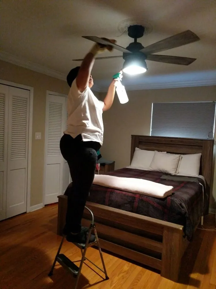 Affordable lawn mowing service in Detroit, MI - The Green Company