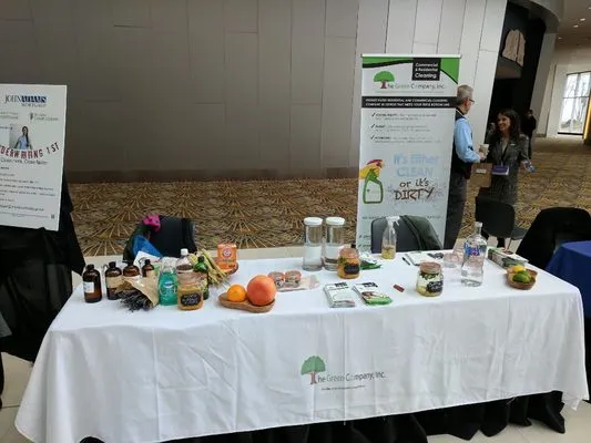 The Green Company Logo