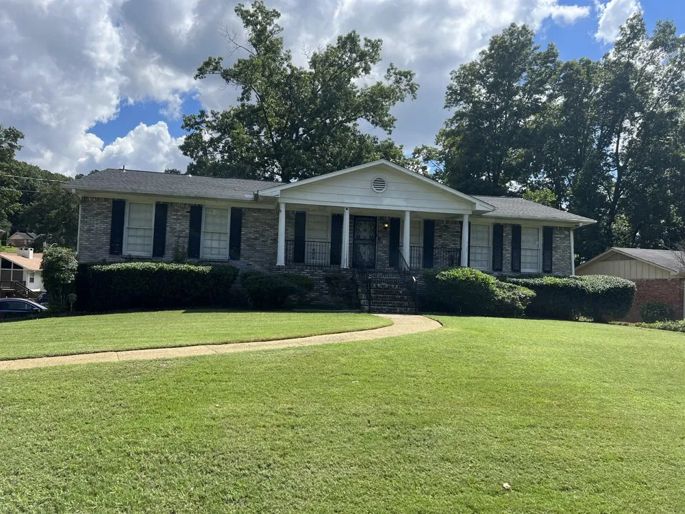 Trusted lawn mowing service for year-round maintenance across Birmingham, AL - The Green Earth Lawn Care