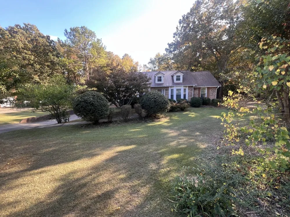 Custom residential landscaping for beautiful yards across Birmingham, AL - The Green Earth Lawn Care