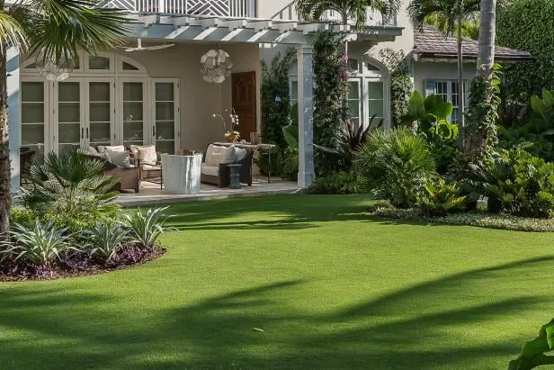 Professional garden landscaping for residential properties in Simi Valley, CA by The Green Edge Landscaping