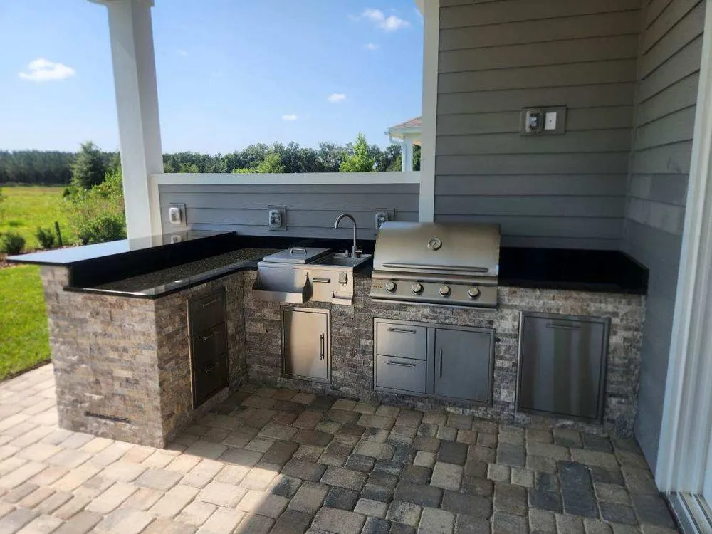 Local yard cleanup service in Newberry, FL by The Green House Nursery