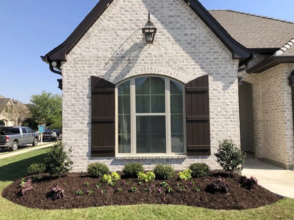 Expert landscape design in Lacombe, LA by The Green Team