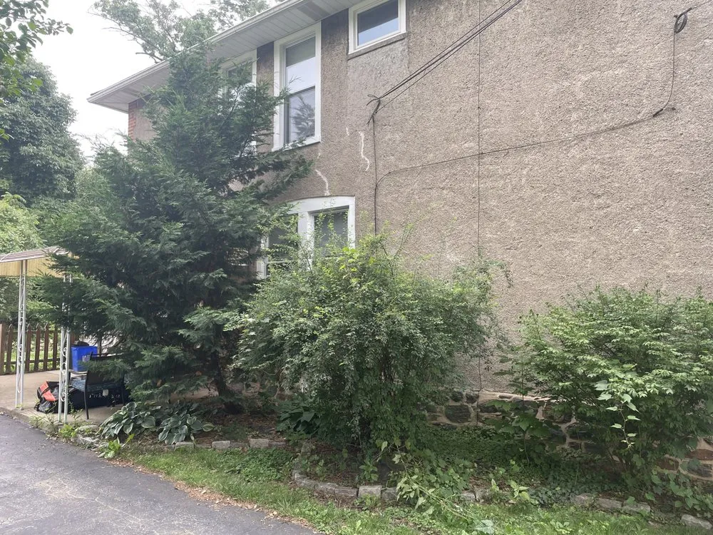 Professional yard maintenance in Wilmington Manor, DE - The Greenery Landscaping