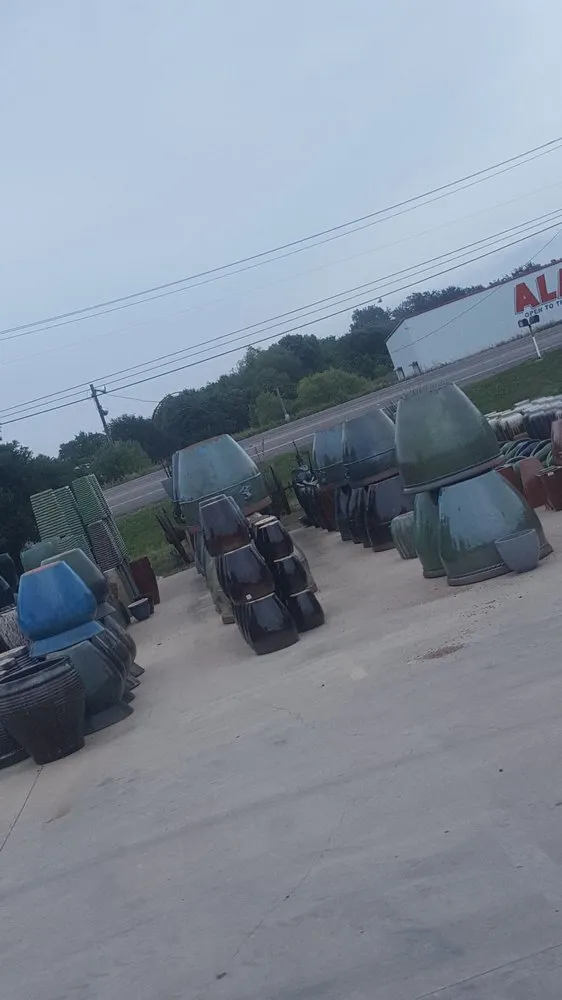 Expert outdoor landscaping in Waxahachie, TX by The Greenery