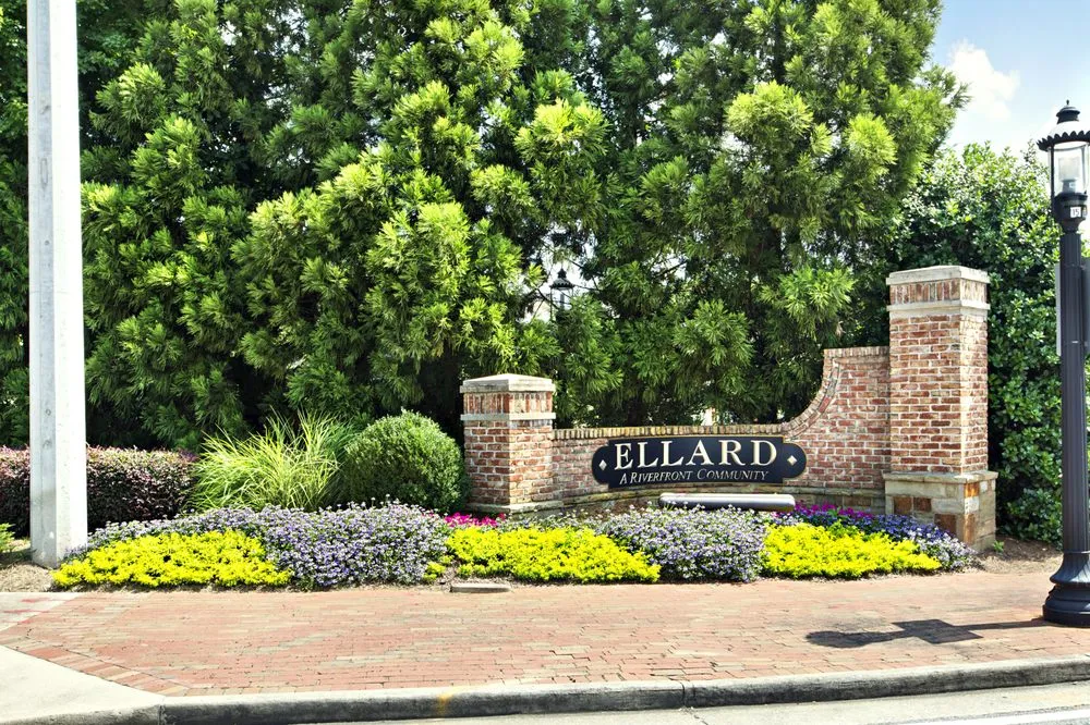 Affordable lawn care service in Norcross, GA - The GreenSeason Group