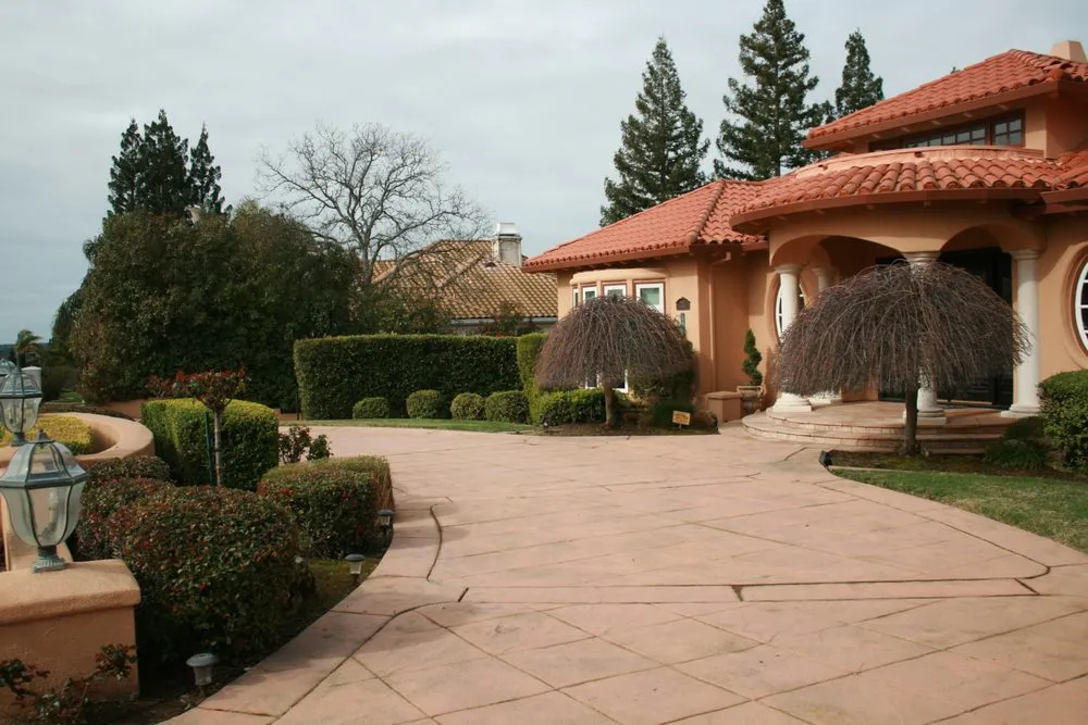 Trusted outdoor landscaping for beautiful yards in Sacramento, CA by The Grounds Company