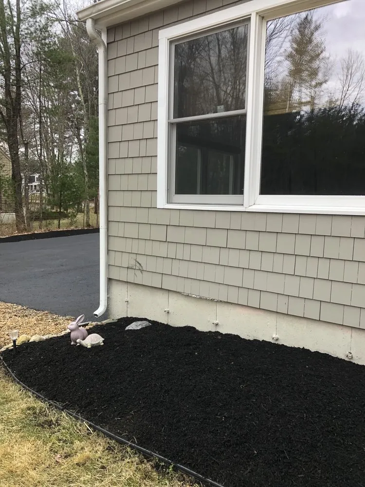 Custom yard maintenance in Bedford, NH - The Grounds Guys of Bedford, NH