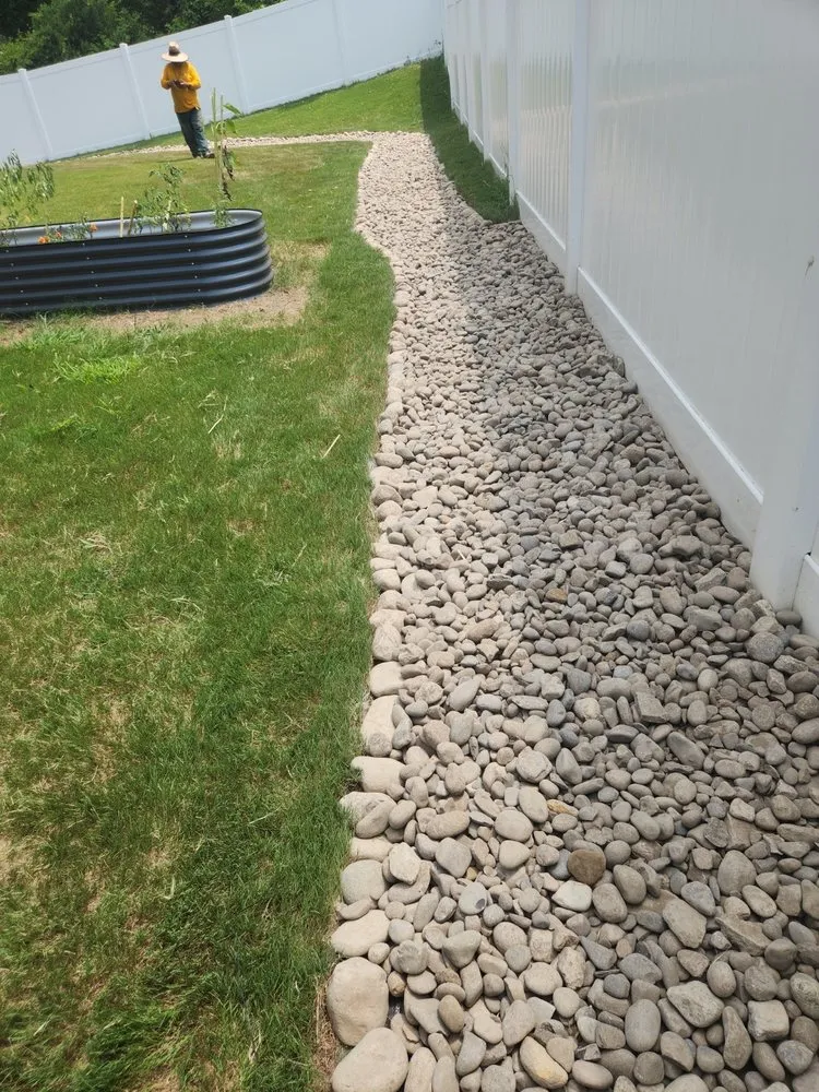 Affordable garden landscaping experts serving Smithfield, NC - The Grounds Guys of Garner