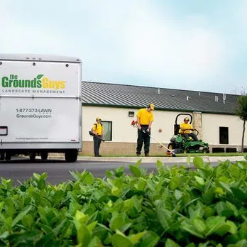 Expert yard cleanup service in Jupiter, FL by The Grounds Guys of Jupiter