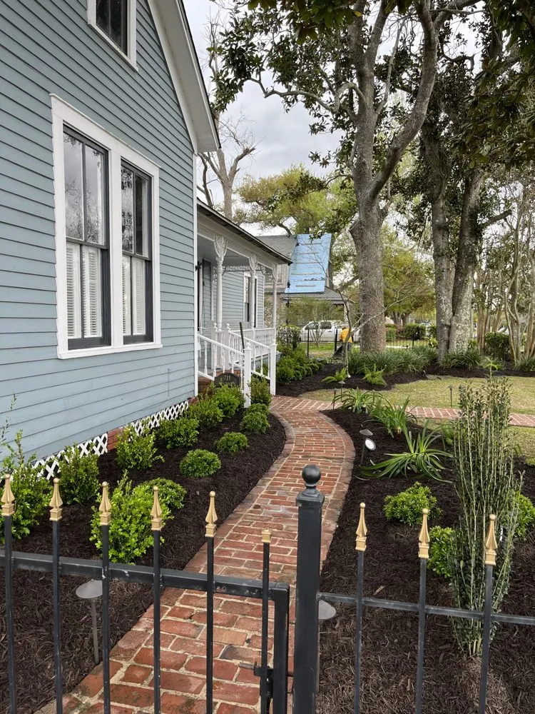 Trusted garden landscaping for year-round maintenance in Lake Charles, LA by The Grounds Guys of Lake Charles