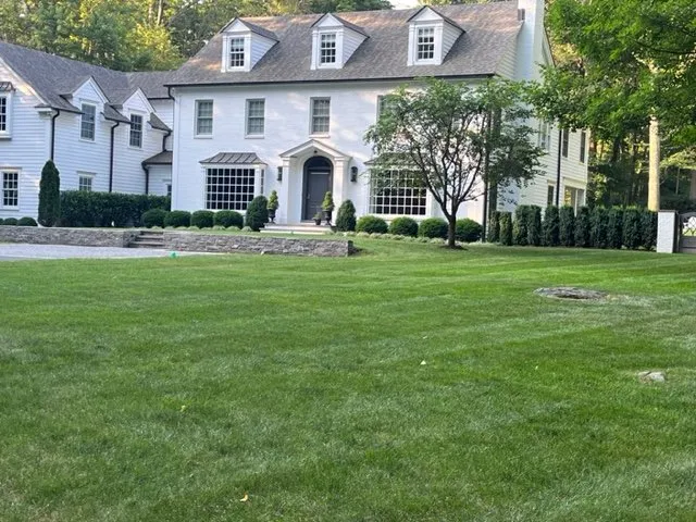 Local lawn mowing service experts serving Darien, CT - The Growing Concern