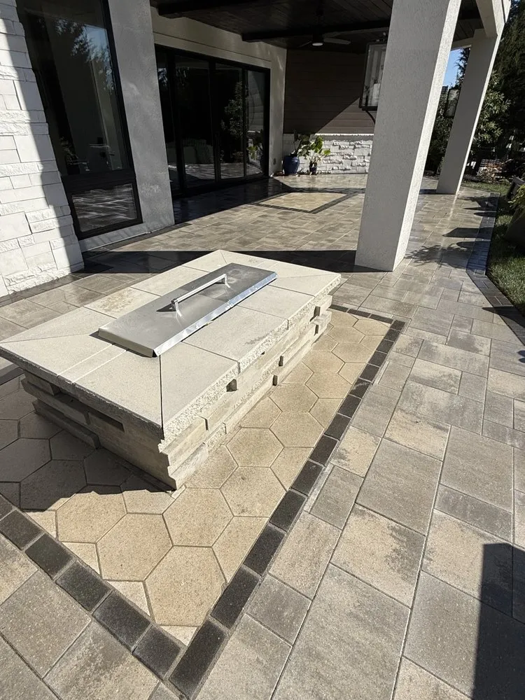 Professional residential landscaping in Olathe, KS - The Guevara's Landscaping