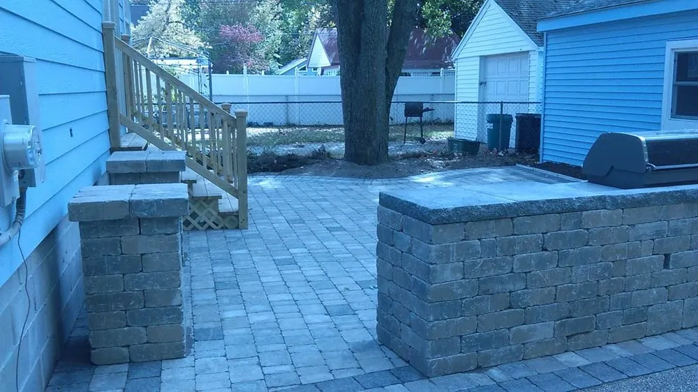 Local lawn care service experts serving Warren, MI - The Guy Outdoor Services