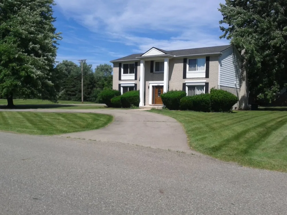 Professional lawn mowing service experts serving Warren, MI - The Guy Outdoor Services