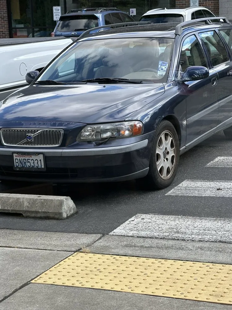 Affordable landscape installation in Renton, WA by The Guys For The Job