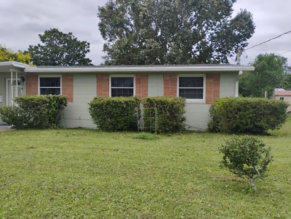 Local landscape design in Jacksonville, FL by The Handy Guru Lawn Care Service