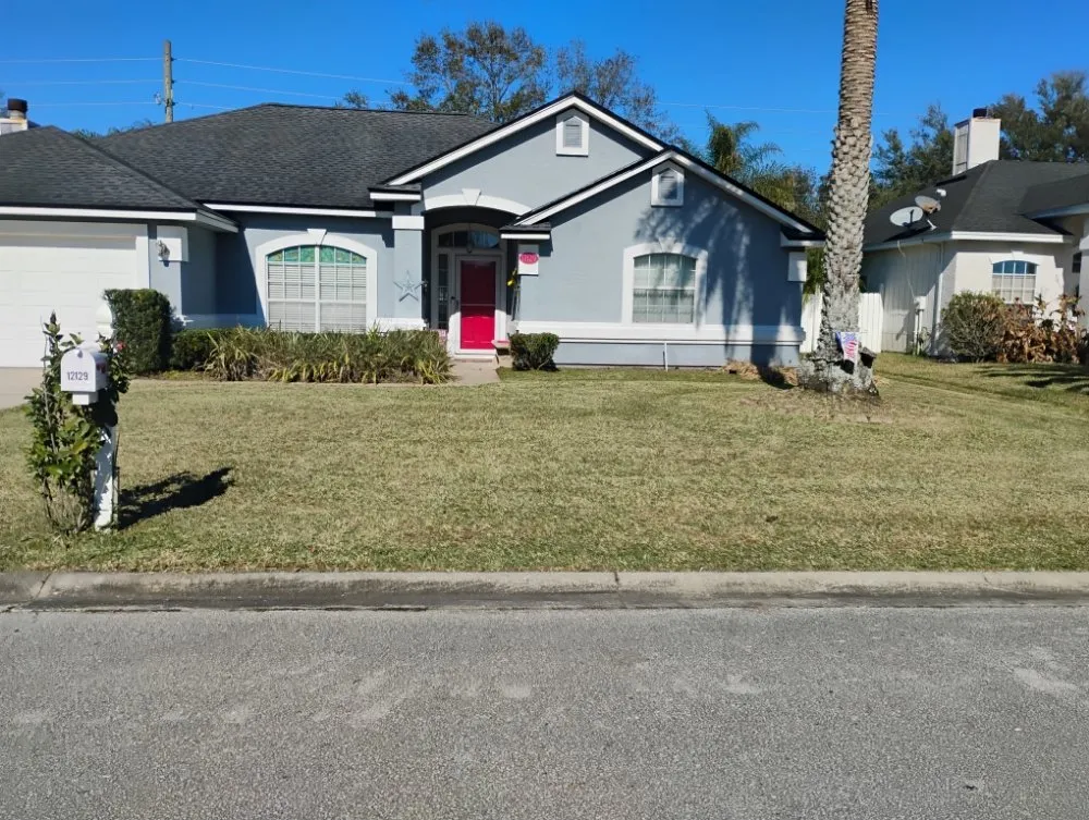 Custom landscape design for homes in Jacksonville, FL by The Handy Guru Lawn Care Service