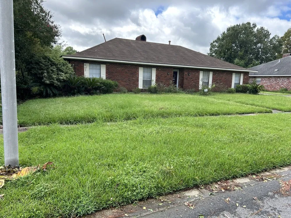 Affordable outdoor landscaping experts serving Baton Rouge, LA - The Handy Helper