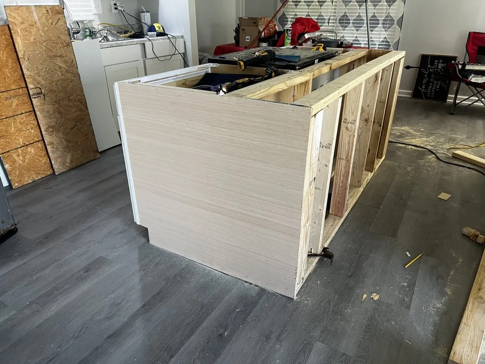 Local garden landscaping for year-round maintenance in Baton Rouge, LA by The Handy Helper