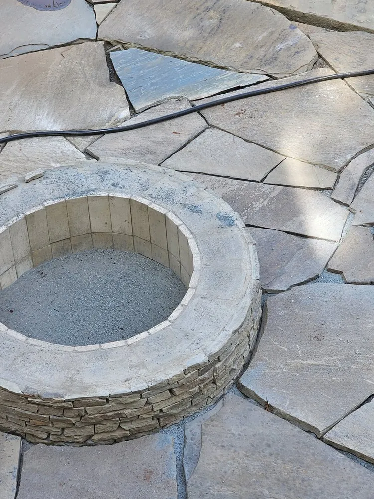 Local lawn mowing service experts serving Gray, GA - The Handyman Can