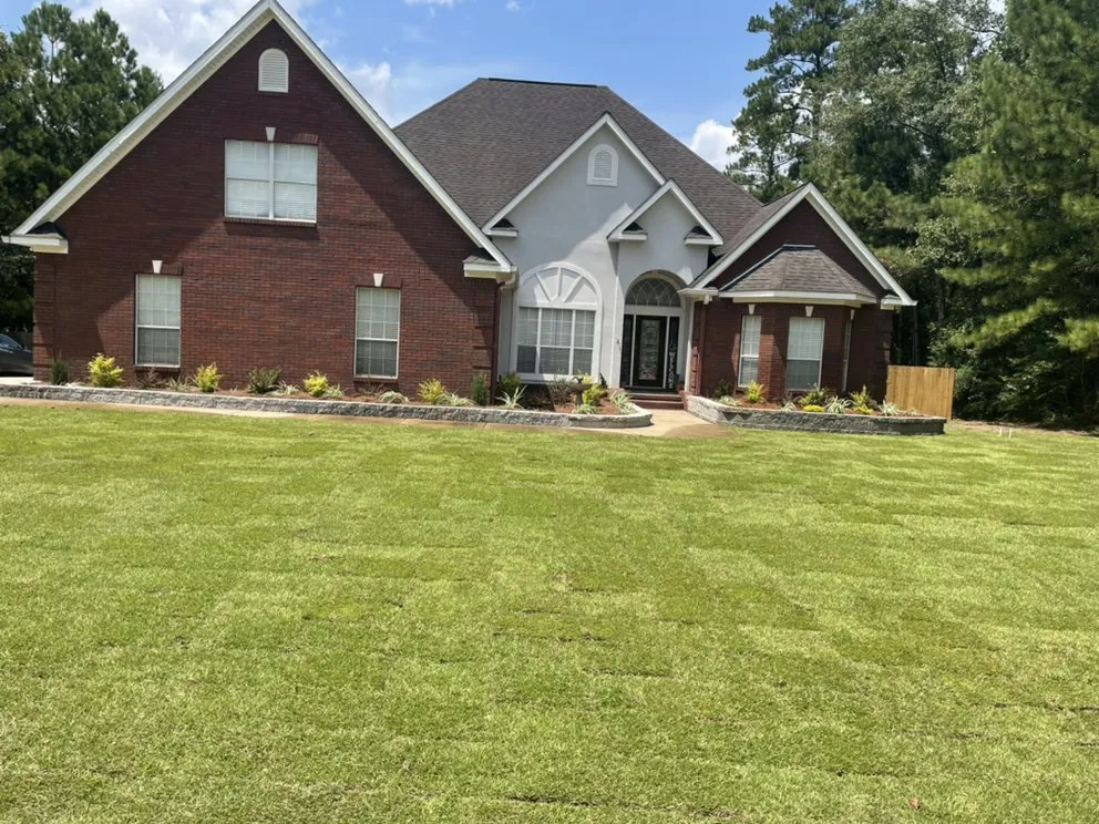 Top-rated lawn care service for beautiful yards in Grand Bay, AL by The Hatcher Group