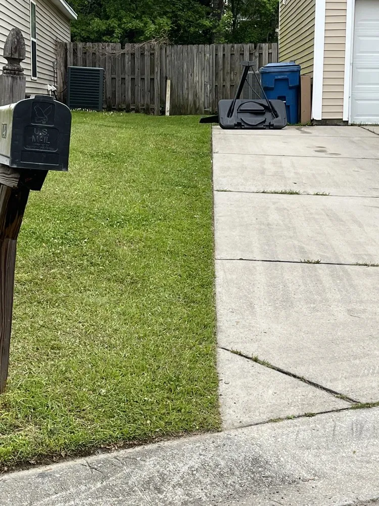 Local lawn mowing service in Summerville, SC - The Haviland Company