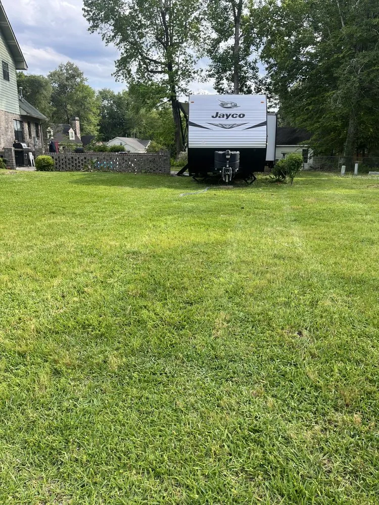 Top-rated yard maintenance in Summerville, SC by The Haviland Company