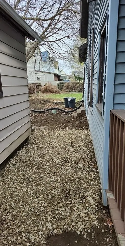 Expert landscape installation experts serving Erie, PA - The Helpful Hand Cleaning and Moving services