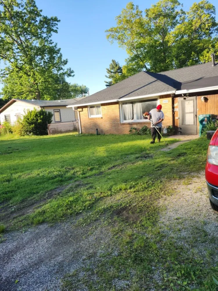 Reliable garden landscaping in Erie, PA - The Helpful Hand Cleaning and Moving services