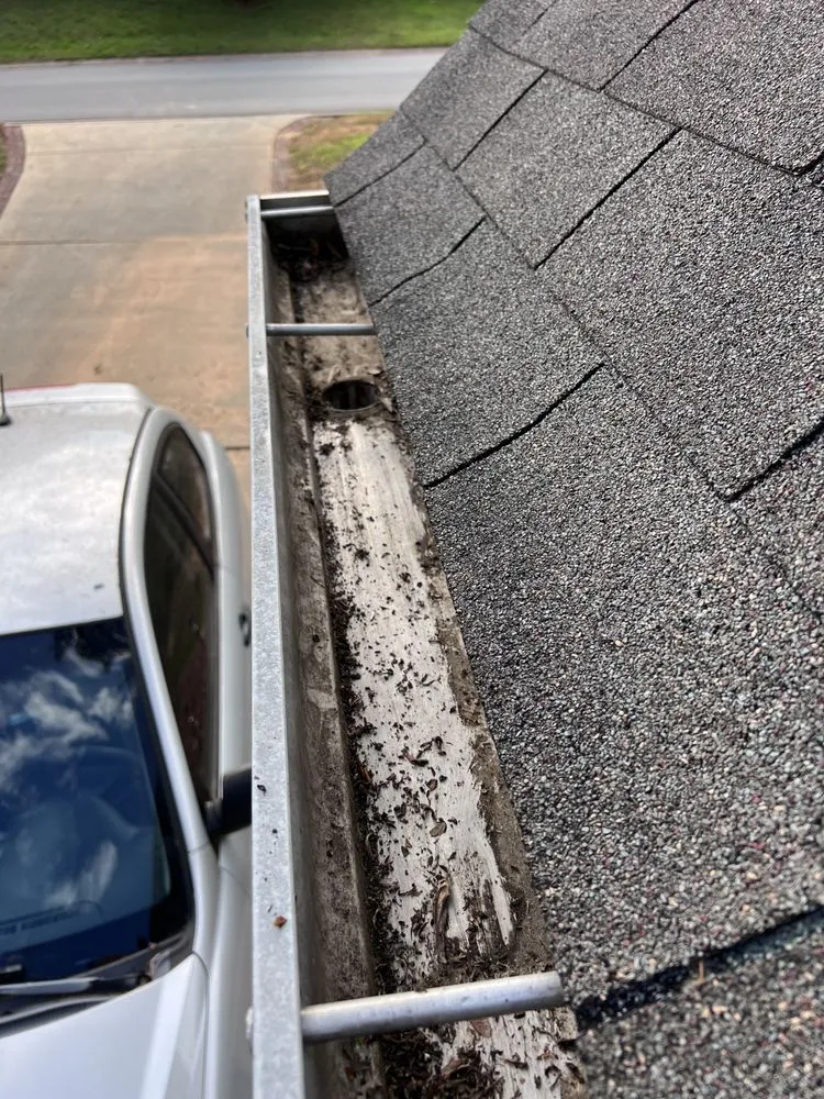 Expert lawn mowing service in Mooresville, NC - The Home Help Hub