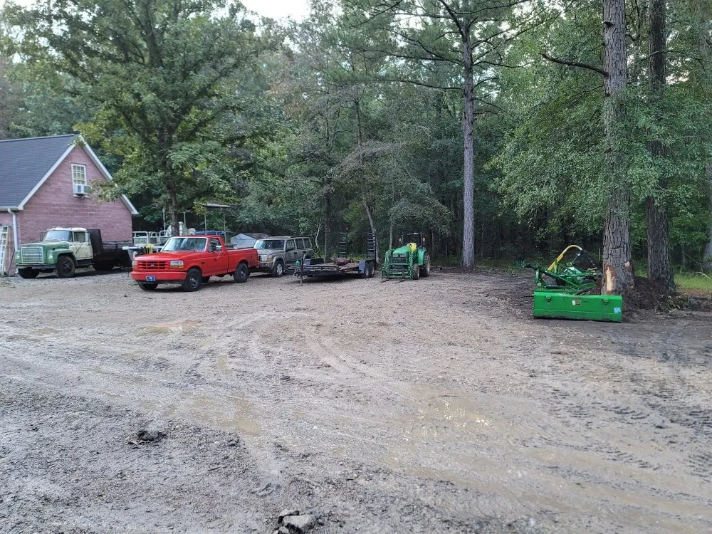 Custom yard maintenance in Bonneau, SC by The Homestead Cusick