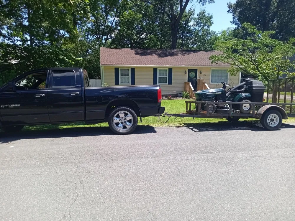 Custom lawn mowing service in Hopewell, VA - The Hughes People Lawn Care