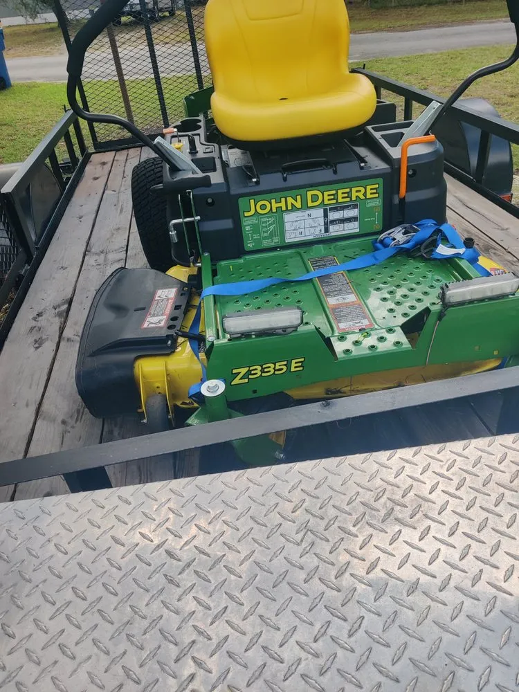 Reliable lawn mowing service in Brooksville, FL - The Hunt's Lawn Service & More