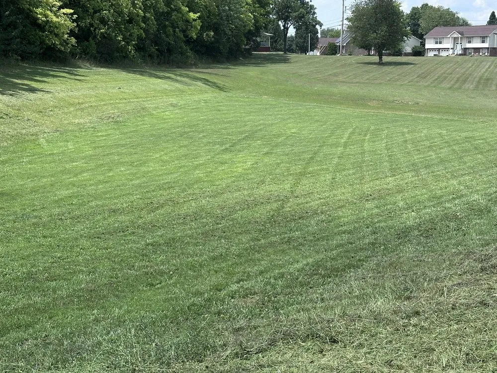 Affordable outdoor landscaping experts serving Clarksville, TN - The Huntsman Lawn Care