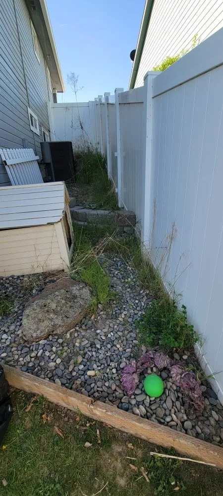 Custom yard cleanup service in West Richland, WA by The In & Out Home Services